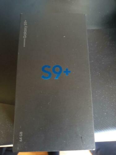 Samsung Galaxy s9 met alle toebehoren en beschermhoes.