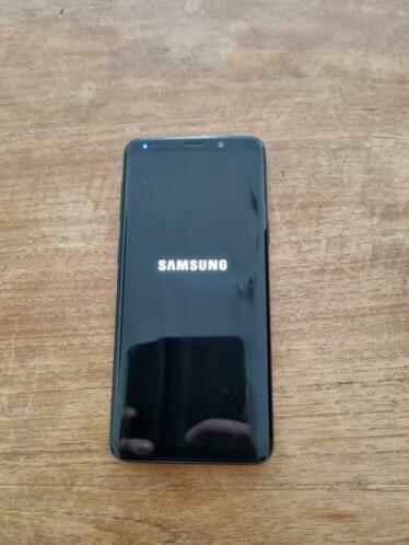 Samsung galaxy S9 schadevrij zwart incl lader en oordopjes