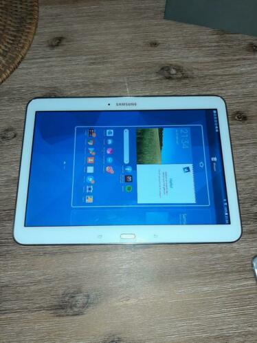 Samsung Galaxy Tab 4 10.1 WiFi 16GB Wit Incl hoesje