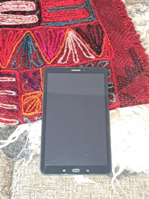 Samsung galaxy tab a6 werkende tablet alleen de oplaadpunt i
