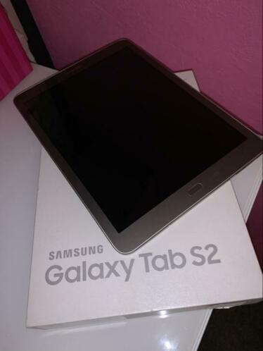 Samsung galaxy tab s2 32 GB gold incl bon, doos en cover