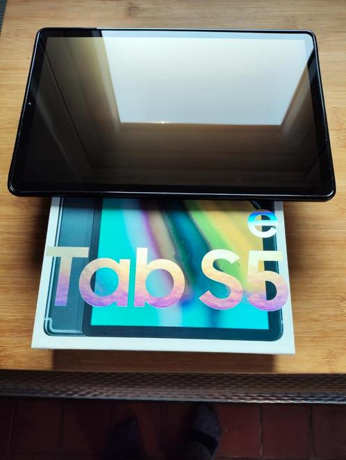 Samsung Galaxy Tab S5e. Wifi  4G  in nieuwstaat.