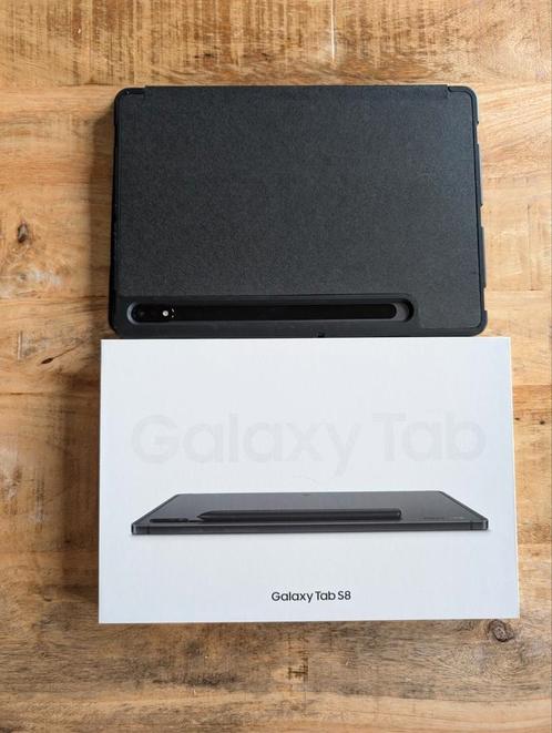 Samsung Galaxy Tab S8 128GB inclusief hoesje