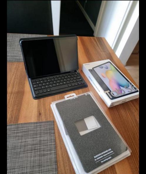 Samsung Galaxy Tab6 Lite met Slim Bluetooth keyboard