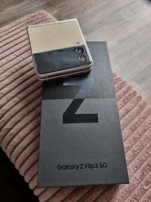 Samsung galaxy Z-flip3 5G 128GB grey