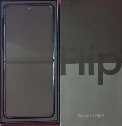 Samsung Galaxy Z Flip4