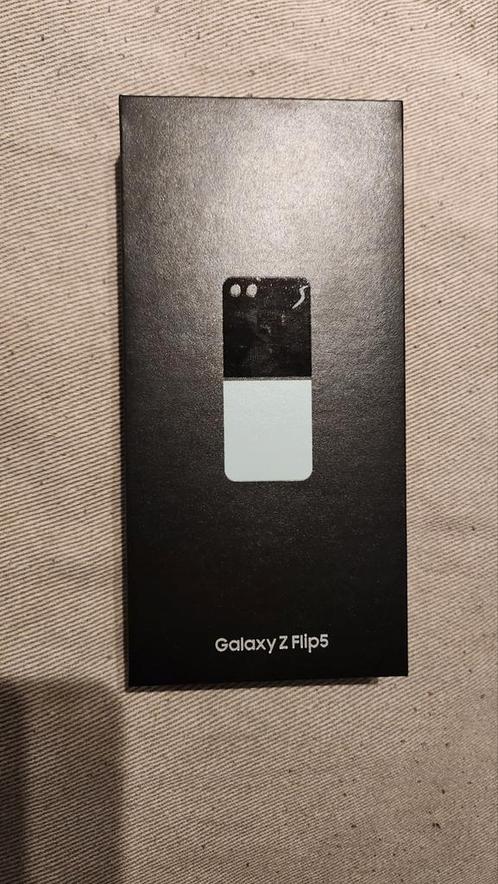 Samsung Galaxy Z Flip5