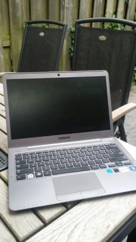 Samsung laptop 13inch