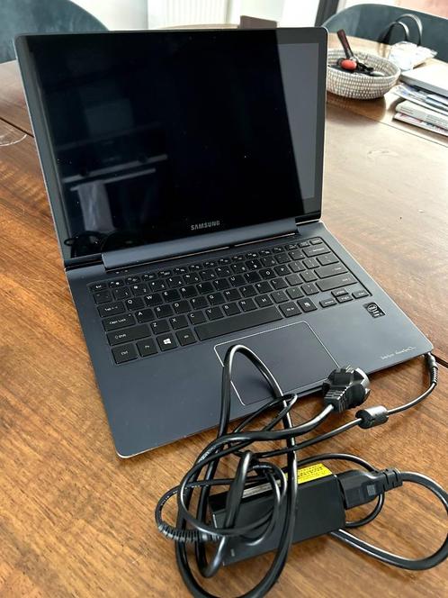 SAMSUNG Laptop ultra-light 13 inch touch screen