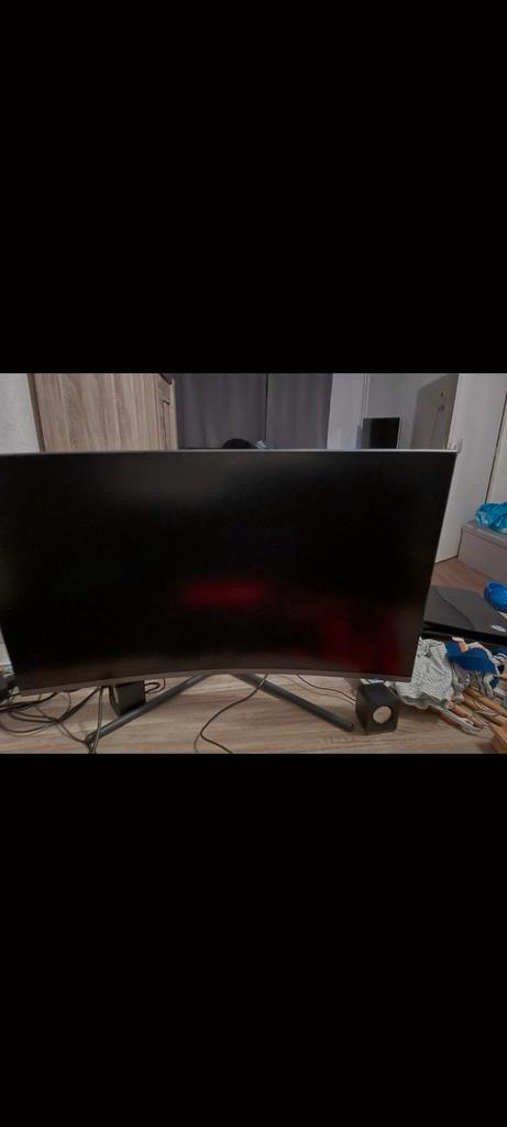 SAMSUNG LU32R590CWUXEN