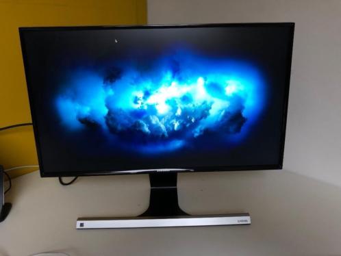 Samsung monitor 169 1920 x 1080 60 HZ