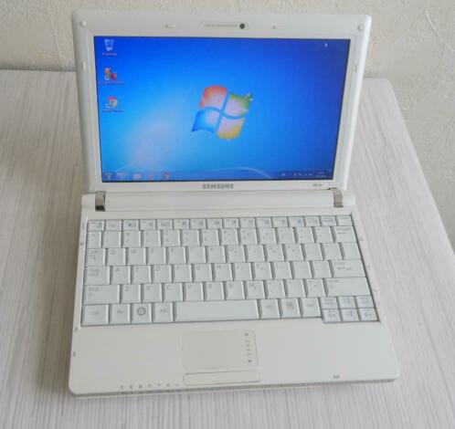 Samsung NC10 mini laptop. Windows 7 en Office 2010 Pro.plus