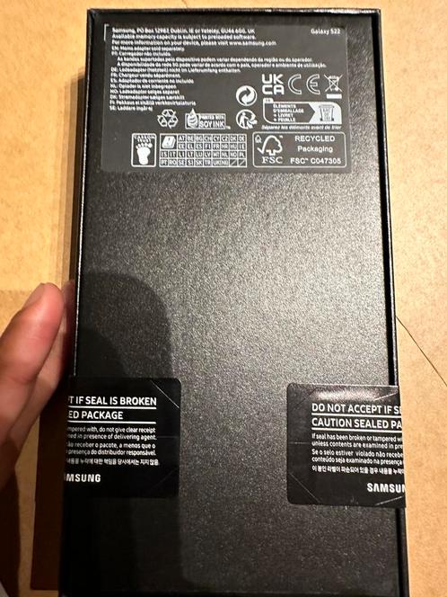 Samsung s22 Geseald in doos