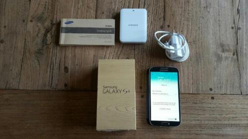 samsung s4 incl Samsung case, extra batterij en batterij kit