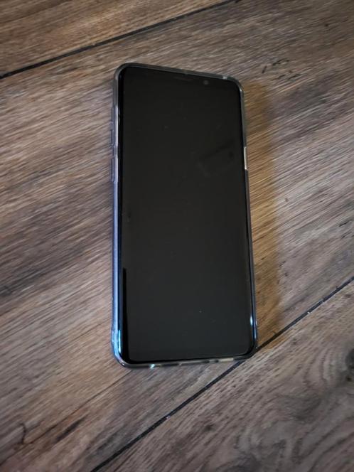 Samsung s9 plus met hoesje