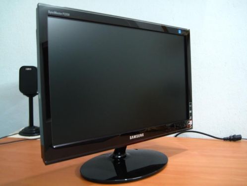 Samsung SyncMaster P2250 22 inch (full HD)LCD Monitor - 16