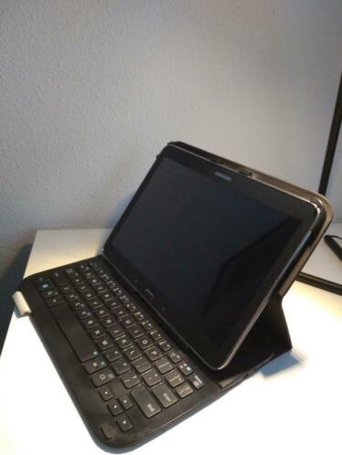 Samsung Tab 4 tablet met Logitech Ultrathin keyboard hoes