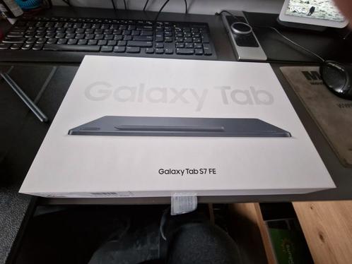 Samsung tab S7 FE  64 gig plus 256 gig opslag  12,4 inch