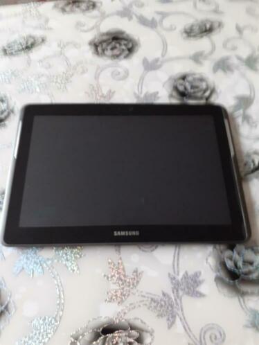 Samsung tablet 2 16 gb 1o.1 inch GT-P5110
