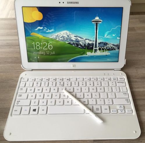 Samsung Tablet incl book cover keyboard