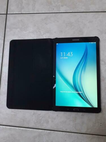 Samsung tablet sm-t560
