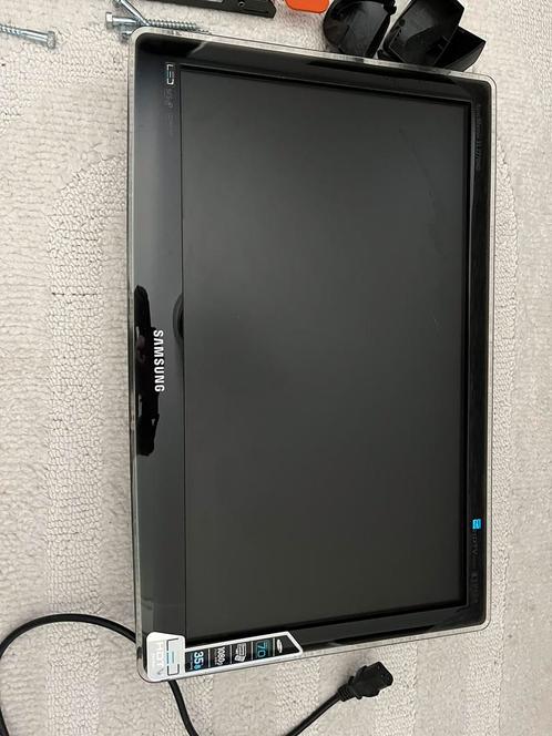 Samsung tv 62 cm diameter met beugel