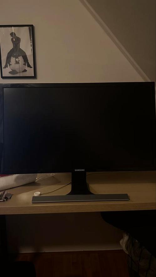 Samsung UHD 4k monitor 28 inch