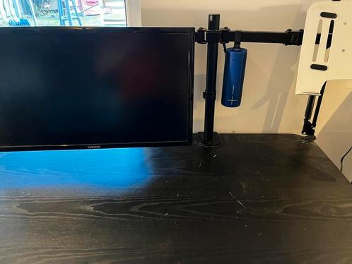 Samsung Ultra HD 28 With Dual Arm Stand and Laptop Stand