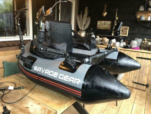 Savage Gear High Rider Belly Boat 150 compleet set als nieuw
