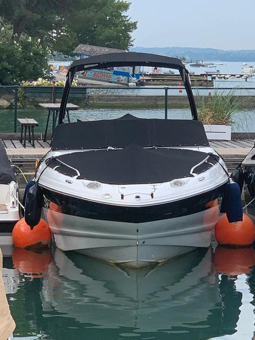 Schitterende Crownline Bowrider 265 SS Sundek