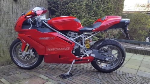 Schitterende Ducati 999 Testatretta