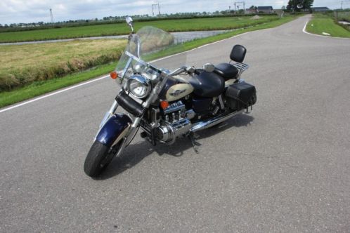 Schitterende Honda F6C met 6 cilinder motor