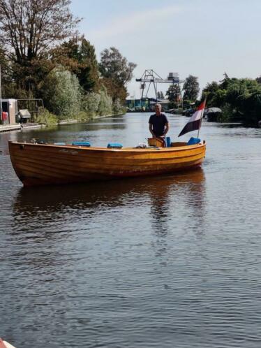 Schitterende originele Noorse sloep met originele motor.