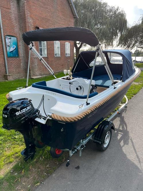 Schitterende valory 495Suzuki 9.9pk 4takttrailer NIEUW