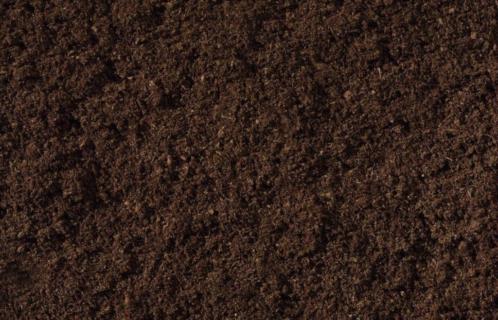 Schone, gezeefde compost 0-10 mm, ideale bodemverbeteraar 