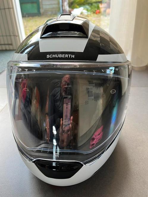 SCHUBERTH C4 Pro CARBON Tempest White  NIEUW