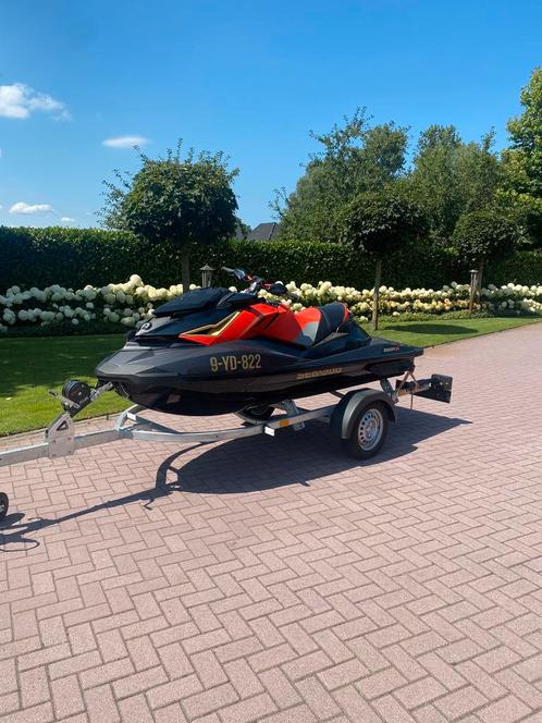 Sea doo rxp-x 300 52 vaar uren