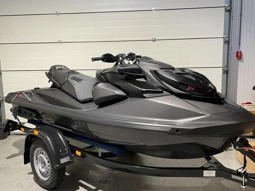 Sea-Doo RXP-X RS 300 Premium Triple Black met Tech Pack