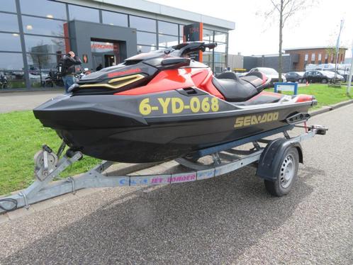 Sea doo RXT 300 RS PERFECT 33 UUR TRAILER