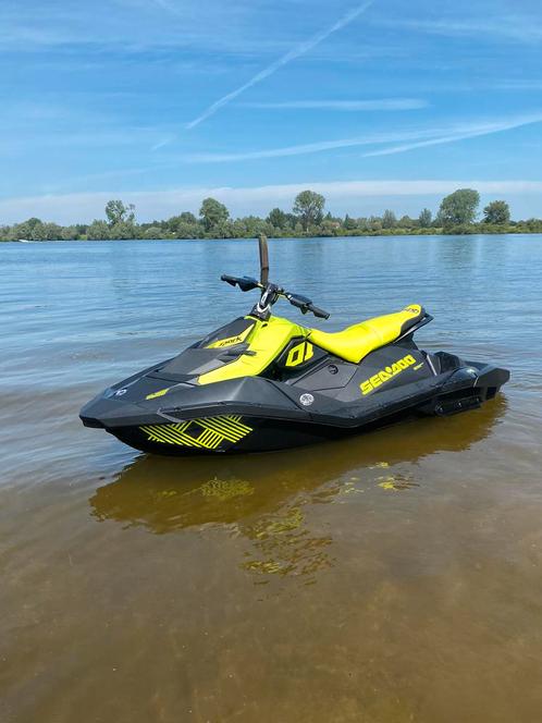 Sea Doo spark Trixx 3 persoons uitvoering