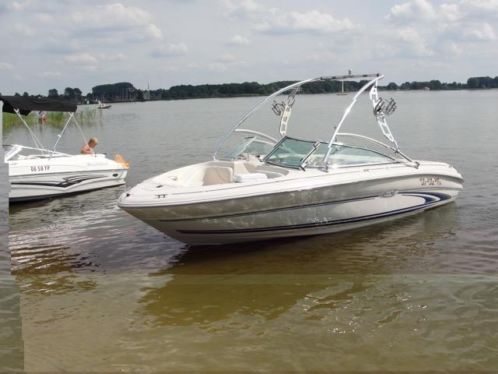 Sea Ray 190 bowrider uit 2000