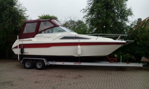 Sea Ray 245pk Diesel boegschroef