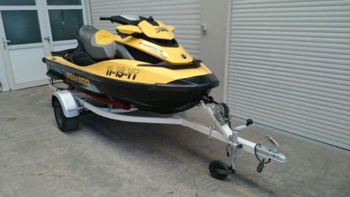 Seadoo rxt 255 IS incl. Jetloader amp hoes, mooie waterscooter
