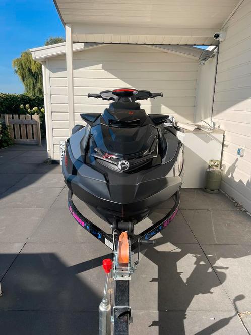 Seadoo rxt x 300 trippele black