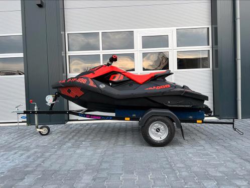 Seadoo Spark Trixx 2up 90pk uit 2022 incl. Jetloader