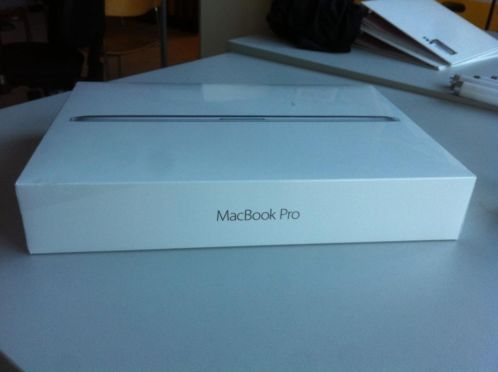 Sealed Apple 15034 MacBook Pro Retina 2,5GHz i7, 16GB, 512GB 