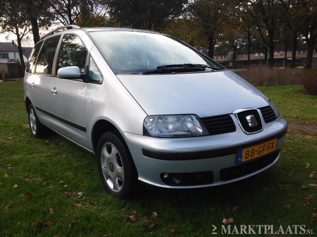 Seat Alhambra 1.8-20VT Signo 7 persoons clima ( nieuw model )