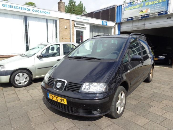 Seat Alhambra 1.9 TDI 85KW 2006 Zwart