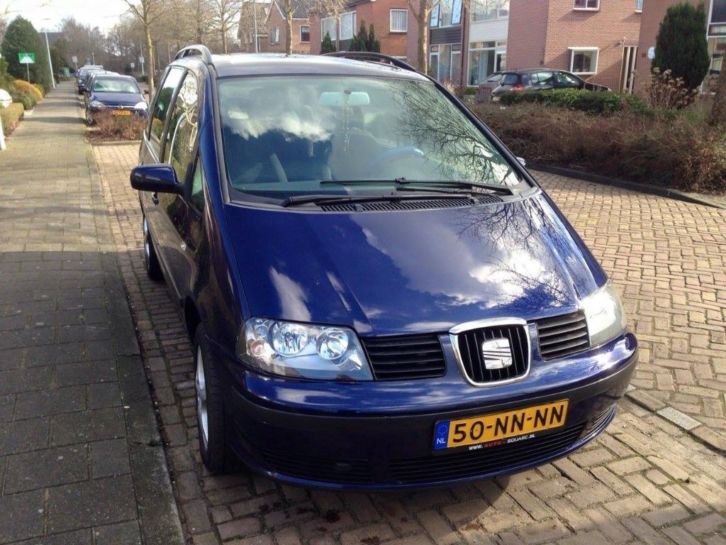 Seat Alhambra 2.0 85KW AUT 2004 Blauw