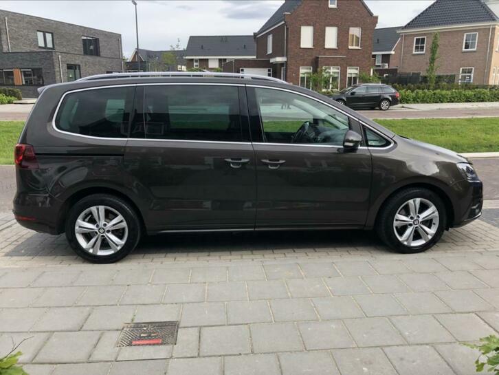 Seat Alhambra 7 persoons 1.4 TSI 110KW 2016 Bruin